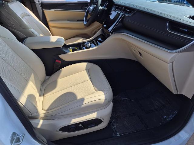 2025 Jeep Cherokee - $37,995