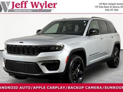 Photo of a 2025 Jeep Grand Cherokee 4X4 Limited 4DR SUV for sale