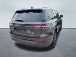 2026 Grand Cherokee Thumbnail 4