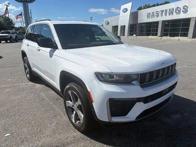 Photo of a 2026 Jeep Grand Cherokee 4X4 Limited 4DR SUV for sale