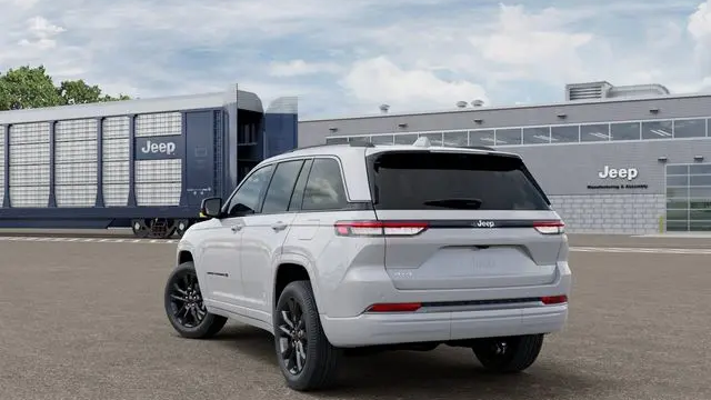 2026 Jeep Grand Cherokee Limited Reserve