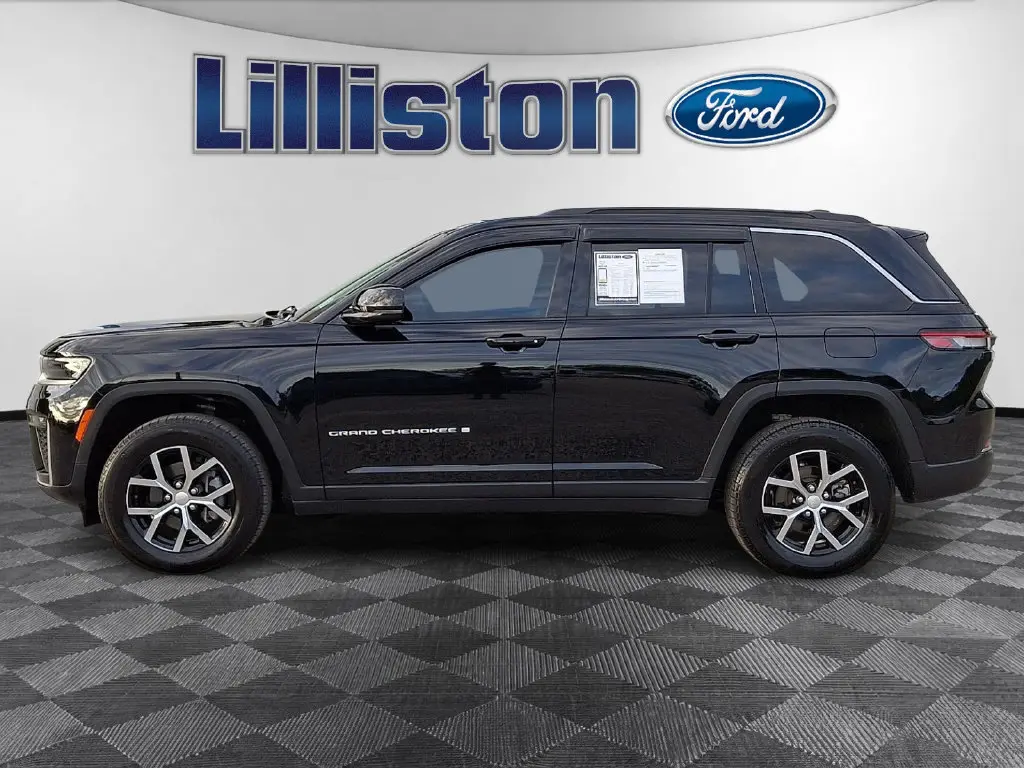 2026 Jeep Cherokee - $43,590