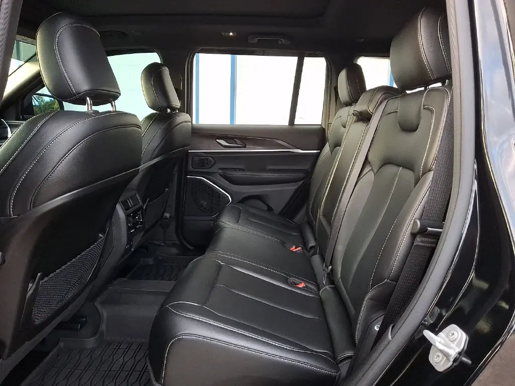 2026 Jeep Cherokee - $43,590