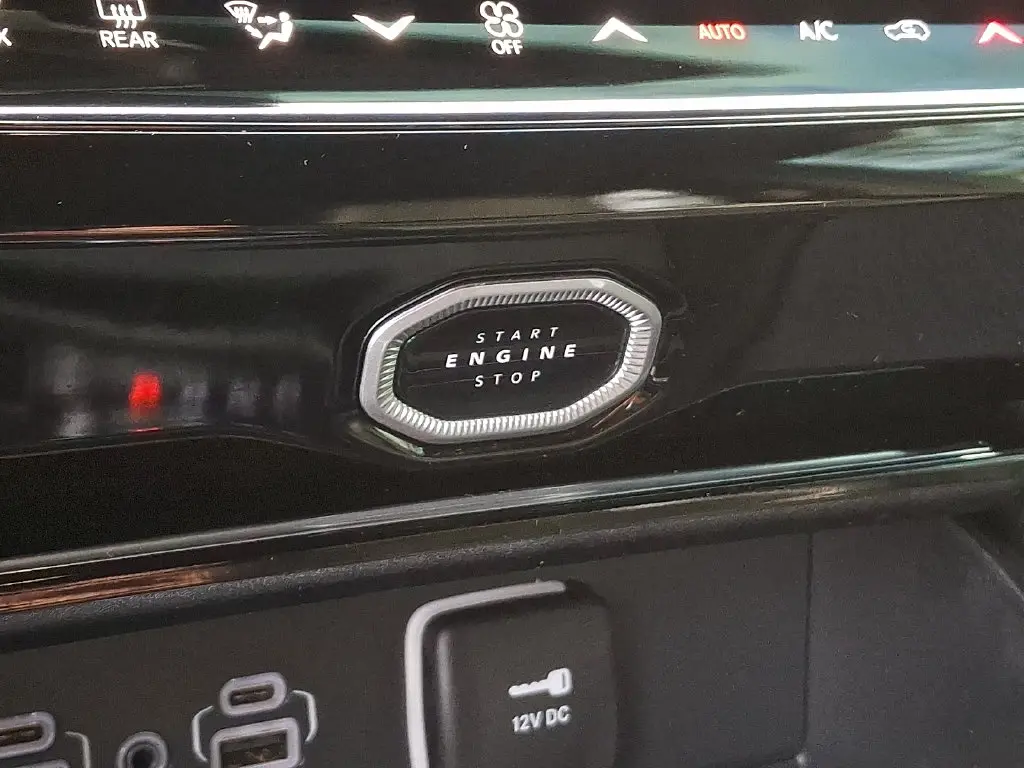 2026 Jeep Cherokee - $43,590