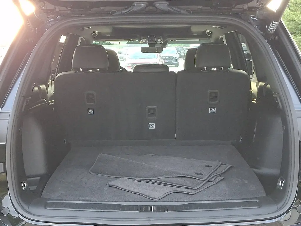 2026 Jeep Cherokee - $43,590