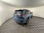 2026 Grand Cherokee Thumbnail 5