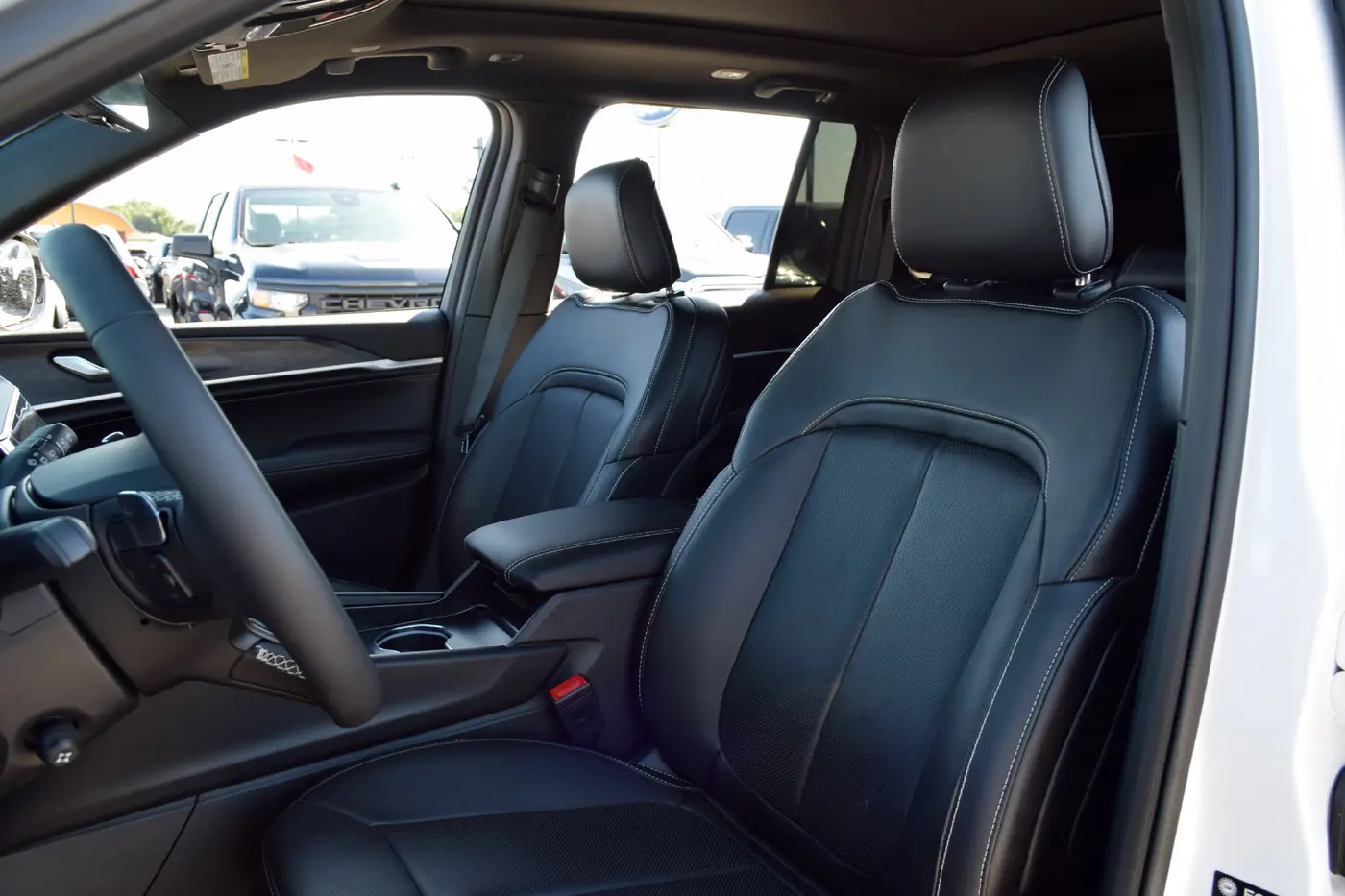 2026 Jeep Cherokee - $42,225
