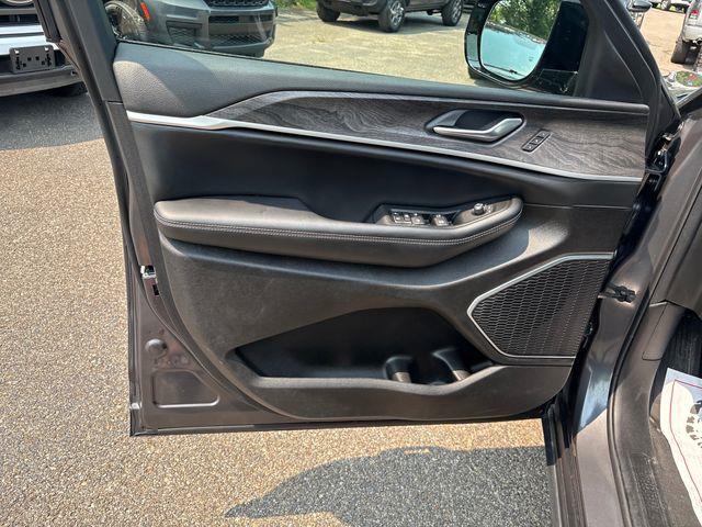 2026 Jeep Cherokee - $38,979