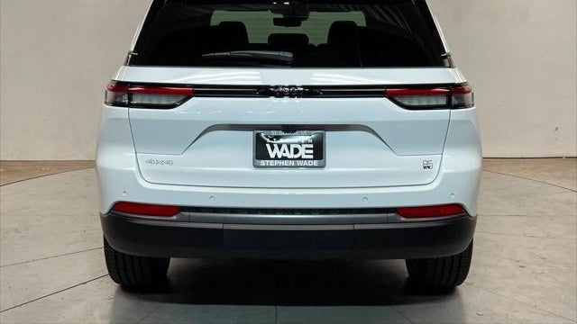 2026 Jeep Grand Cherokee 85th Anniversary Edition