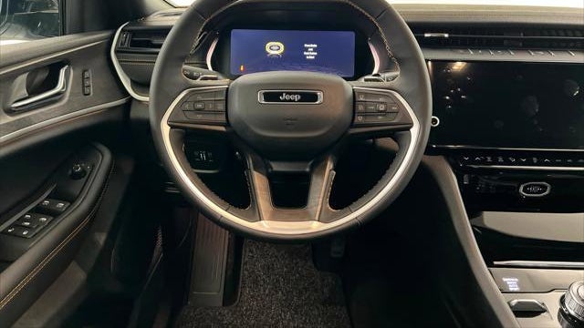 2026 Jeep Grand Cherokee 85th Anniversary Edition