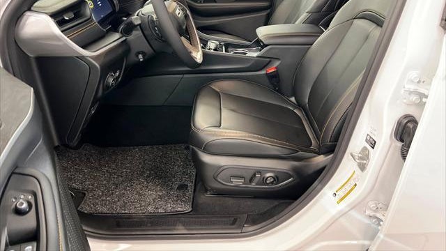 2026 Jeep Grand Cherokee 85th Anniversary Edition