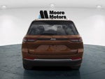 2026 Grand Cherokee Thumbnail 4