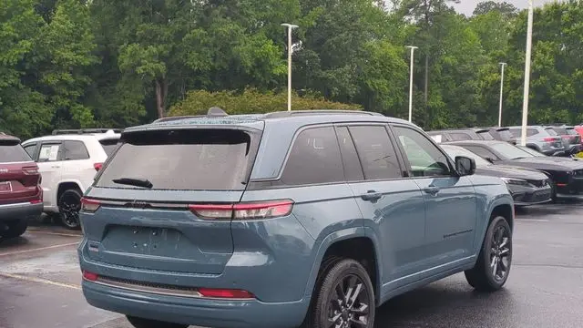 2026 Jeep Grand Cherokee Limited Reserve