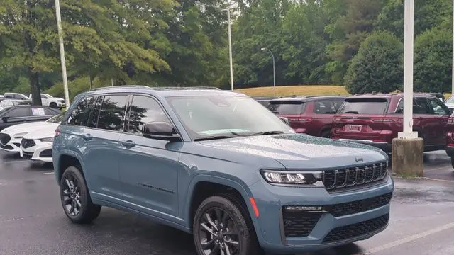 2026 Jeep Grand Cherokee Limited Reserve