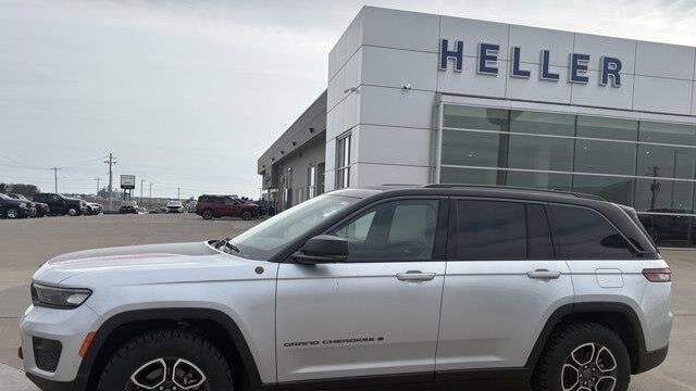 2022 Jeep Grand Cherokee Trailhawk