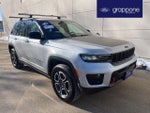 2022 Grand Cherokee Thumbnail 1