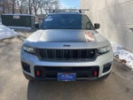 2022 Grand Cherokee Thumbnail 3