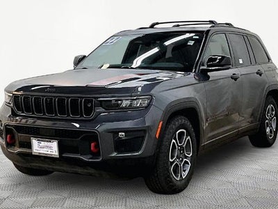 2022 Jeep Grand Cherokee 4X4 Trailhawk 4DR SUV (midyear Release)