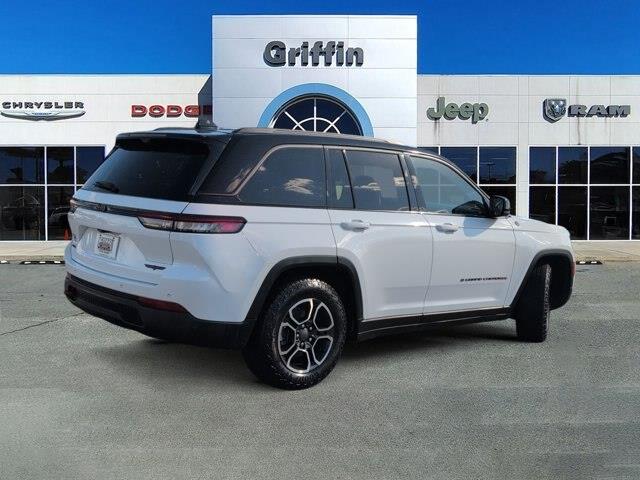2022 Jeep Cherokee - $25,970