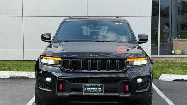 2022 Jeep Grand Cherokee Trailhawk