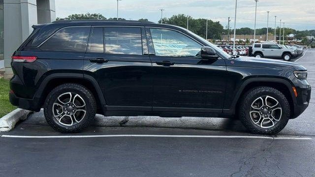 2022 Jeep Grand Cherokee Trailhawk