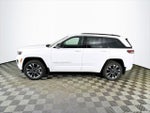 2025 Grand Cherokee Thumbnail 4