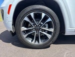 2022 Grand Cherokee Thumbnail 40