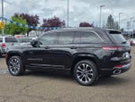 2022 Grand Cherokee Thumbnail 2