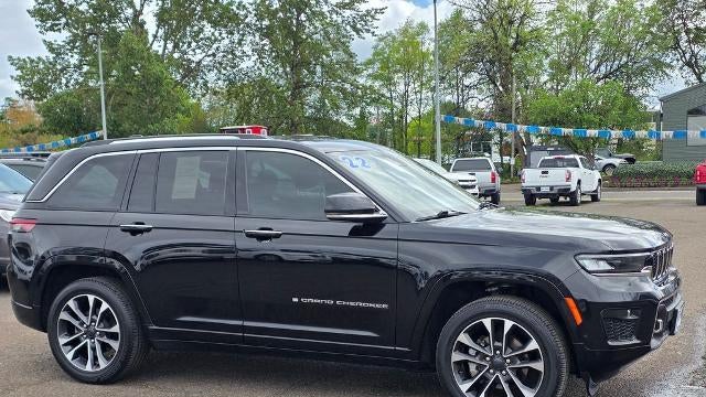 2022 Jeep Grand Cherokee Overland