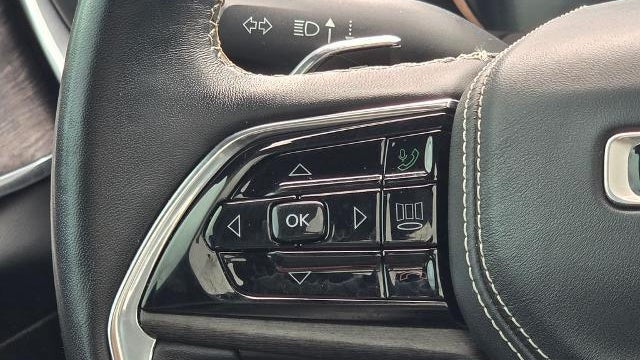 2022 Jeep Grand Cherokee Overland
