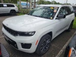 2023 Grand Cherokee Thumbnail 3