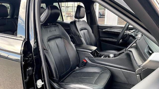 2024 Jeep Grand Cherokee Overland