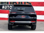 2024 Grand Cherokee Thumbnail 4