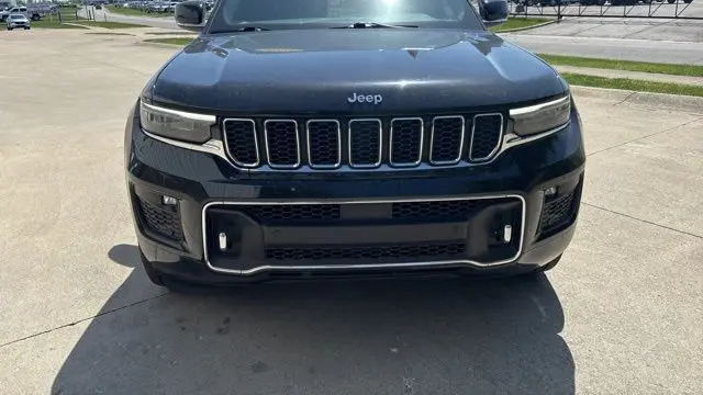 2022 Jeep Grand Cherokee Overland