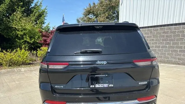 2022 Jeep Grand Cherokee Overland