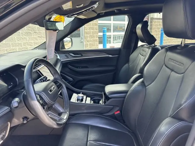2022 Jeep Cherokee - $31,990