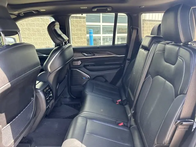 2022 Jeep Cherokee - $31,990