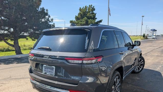 2022 Jeep Grand Cherokee Overland