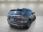 2022 Grand Cherokee Thumbnail 4