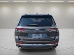 2022 Grand Cherokee Thumbnail 5