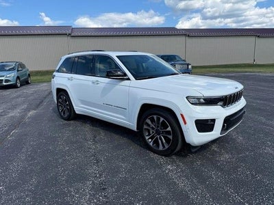 2022 Jeep Grand Cherokee 4X4 Overland 4DR SUV (midyear Release)