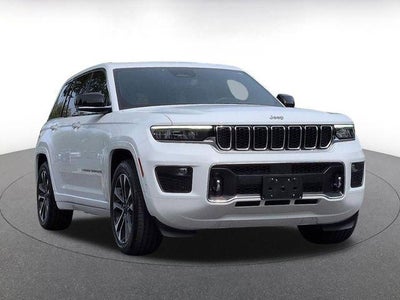 2022 Jeep Grand Cherokee 4X4 Overland 4DR SUV (midyear Release)