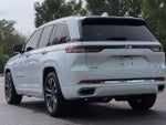 2022 Grand Cherokee Thumbnail 5