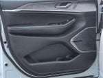 2022 Grand Cherokee Thumbnail 13