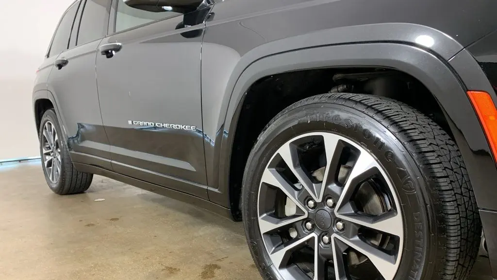 2022 Jeep Grand Cherokee Overland