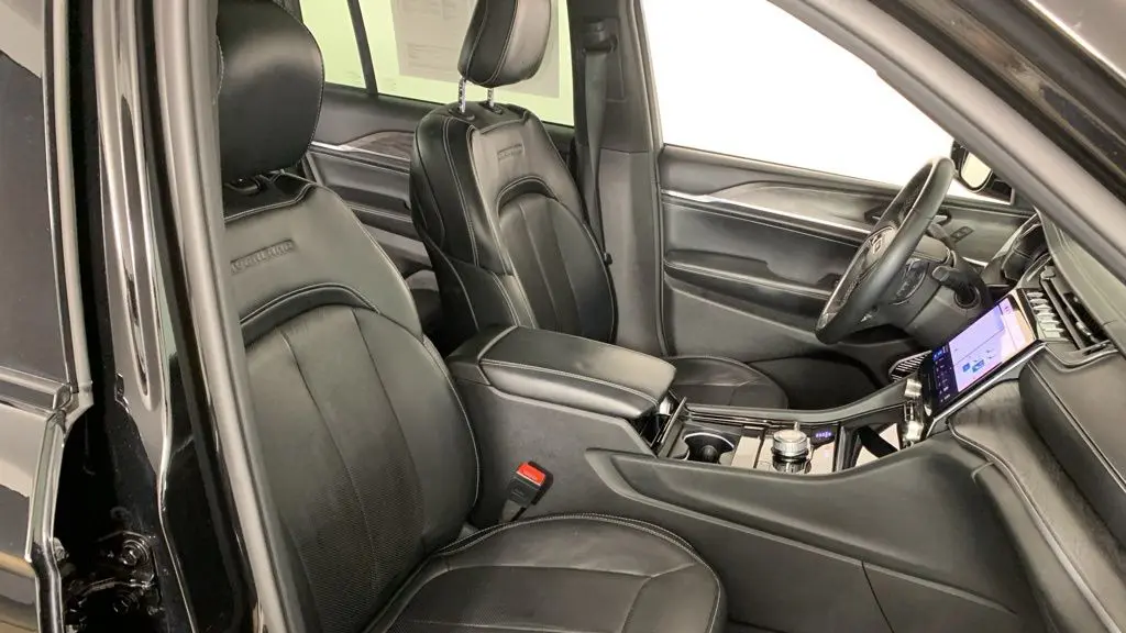 2022 Jeep Grand Cherokee Overland