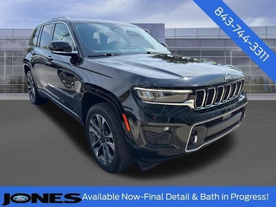 2022 Jeep Grand Cherokee 4X4 Overland 4DR SUV (midyear Release)