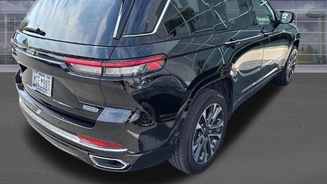2022 Jeep Grand Cherokee Overland
