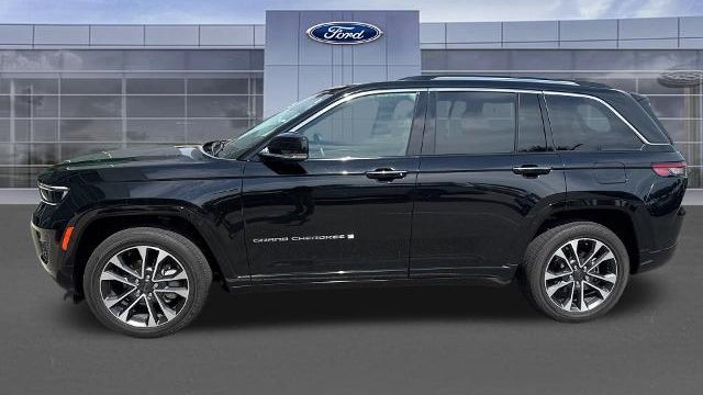 2022 Jeep Grand Cherokee Overland
