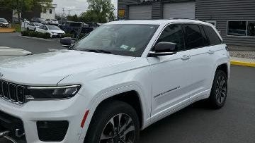 Preowned 2023 Jeep Grand Cherokee Overland for Sale